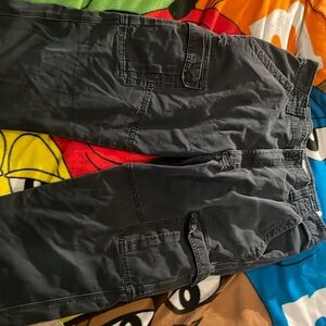 nice cargo pants a little but of wear but still good